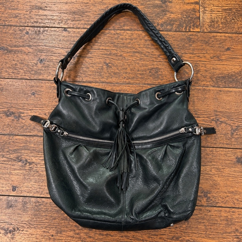 B. Makowsky Black Pebbled Leather Hobo Shoulder Bag Fringe Western Boho 2000s